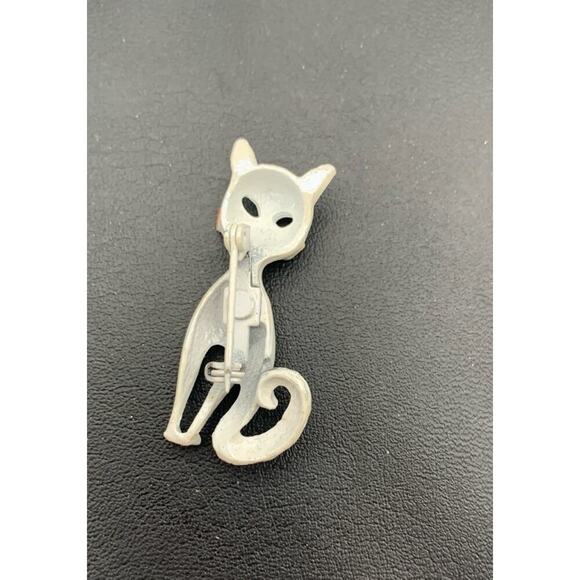 Vintage White Luster Iridescent Cat Shaped Brooch - Picture 3 of 4